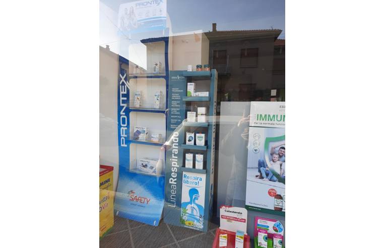 negozio in vendita a Vigevano