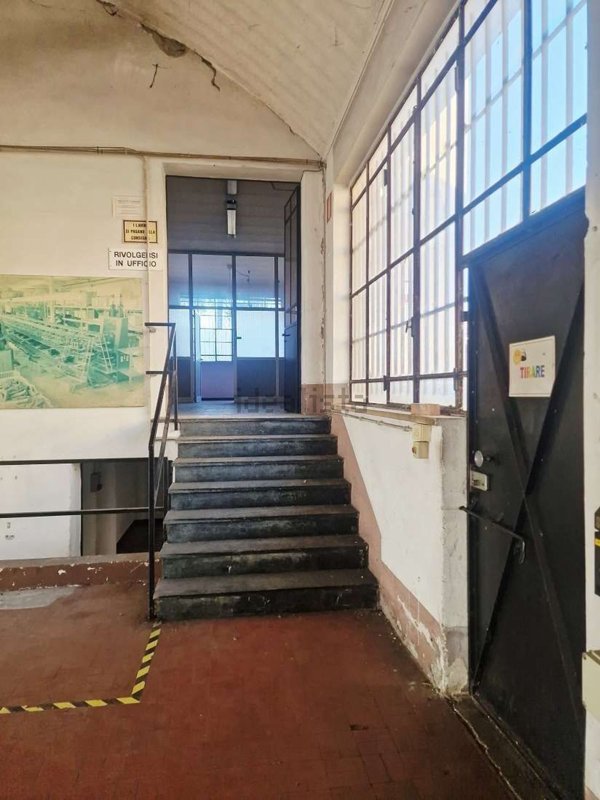 capannone in vendita a Vigevano