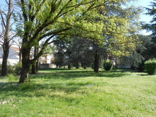 appartamento in vendita a Vigevano in zona Piccolini