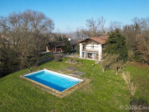 casa indipendente in vendita a Vigevano