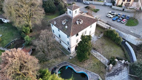 casa indipendente in vendita a Vigevano