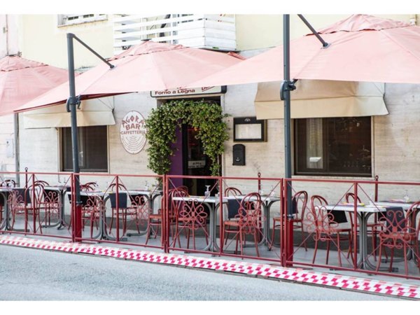 negozio in vendita a Vigevano