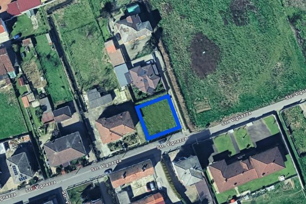 terreno edificabile in vendita a Vigevano in zona Piccolini