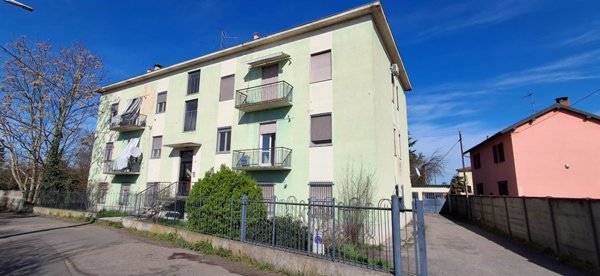 appartamento in vendita a Vigevano in zona Buccella