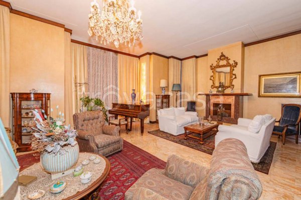 casa indipendente in vendita a Vigevano