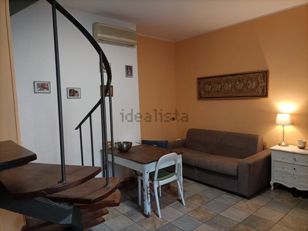 casa indipendente in vendita a Vigevano