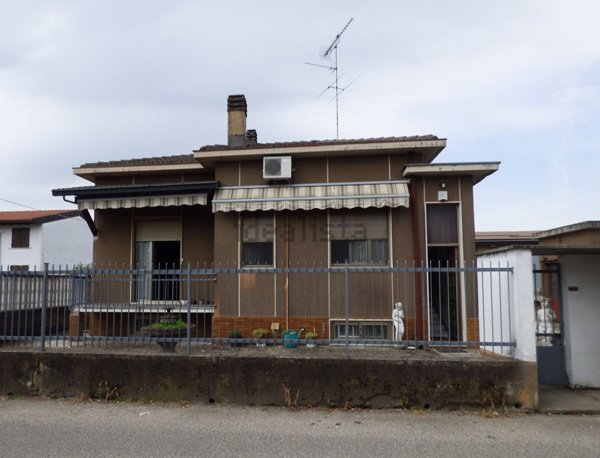 appartamento in vendita a Vigevano