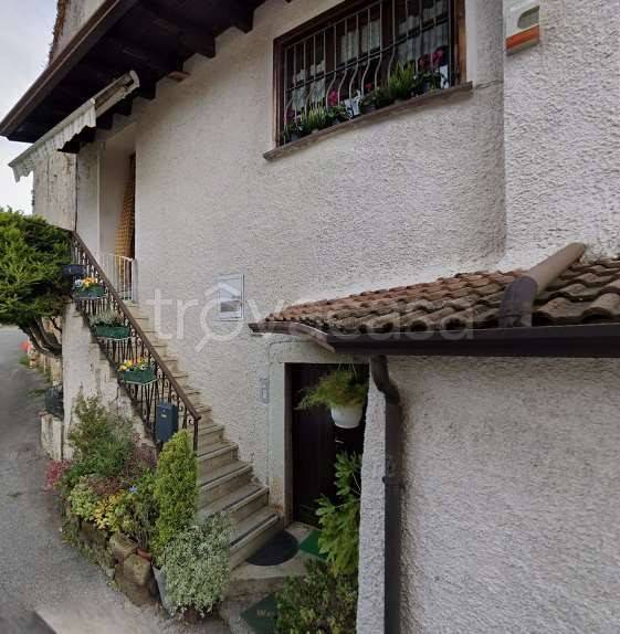 casa indipendente in vendita a Vigevano