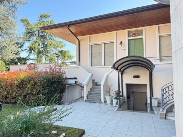 appartamento in vendita a Vigevano