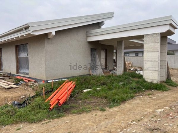 casa indipendente in vendita a Vigevano