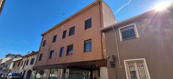 appartamento in vendita a Vigevano