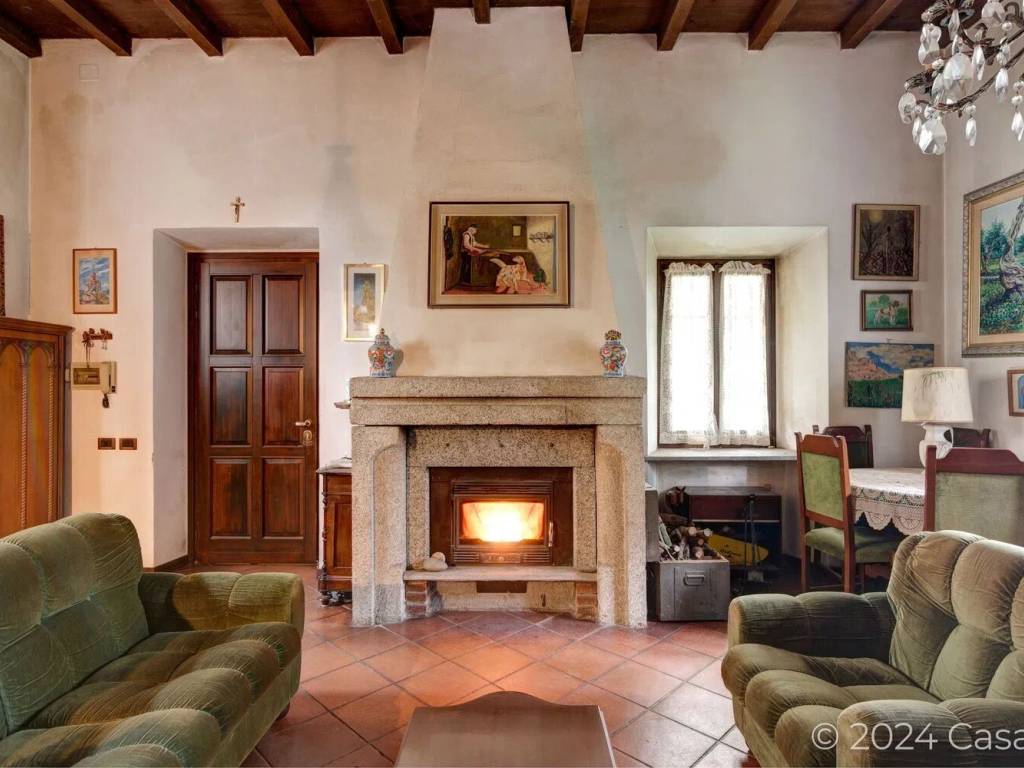 casa indipendente in vendita a Vigevano in zona Sforzesca