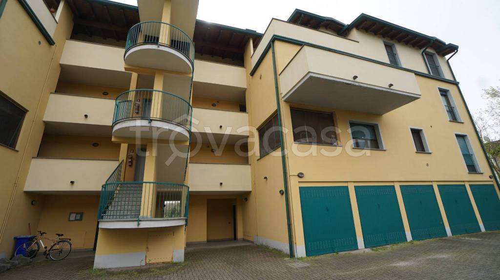 appartamento in vendita a Vigevano in zona Fogliano