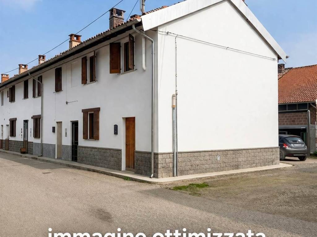 casa indipendente in vendita a Vigevano in zona Sforzesca