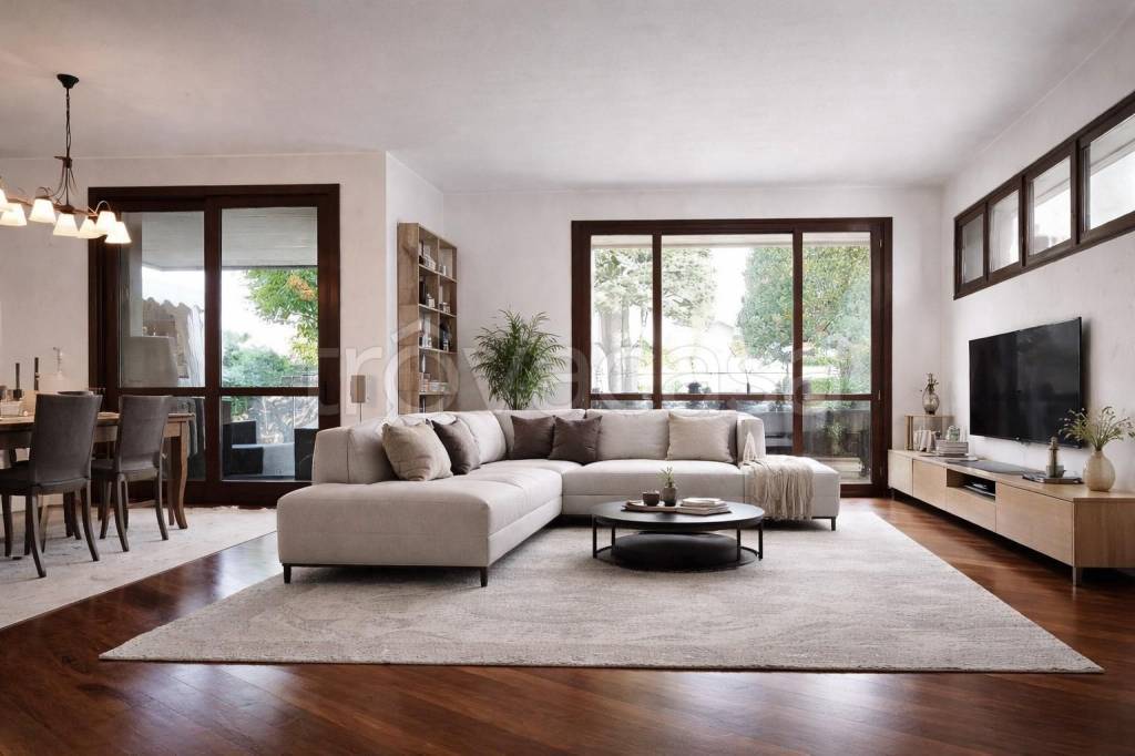 casa indipendente in vendita a Vigevano