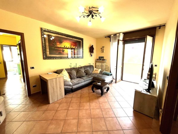 appartamento in vendita a Vigevano in zona Piccolini