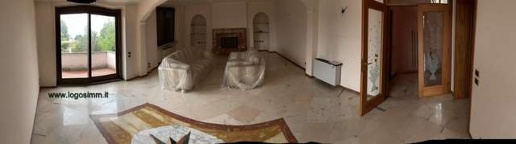 casa indipendente in vendita a Vigevano