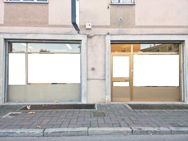 negozio in vendita a Vigevano