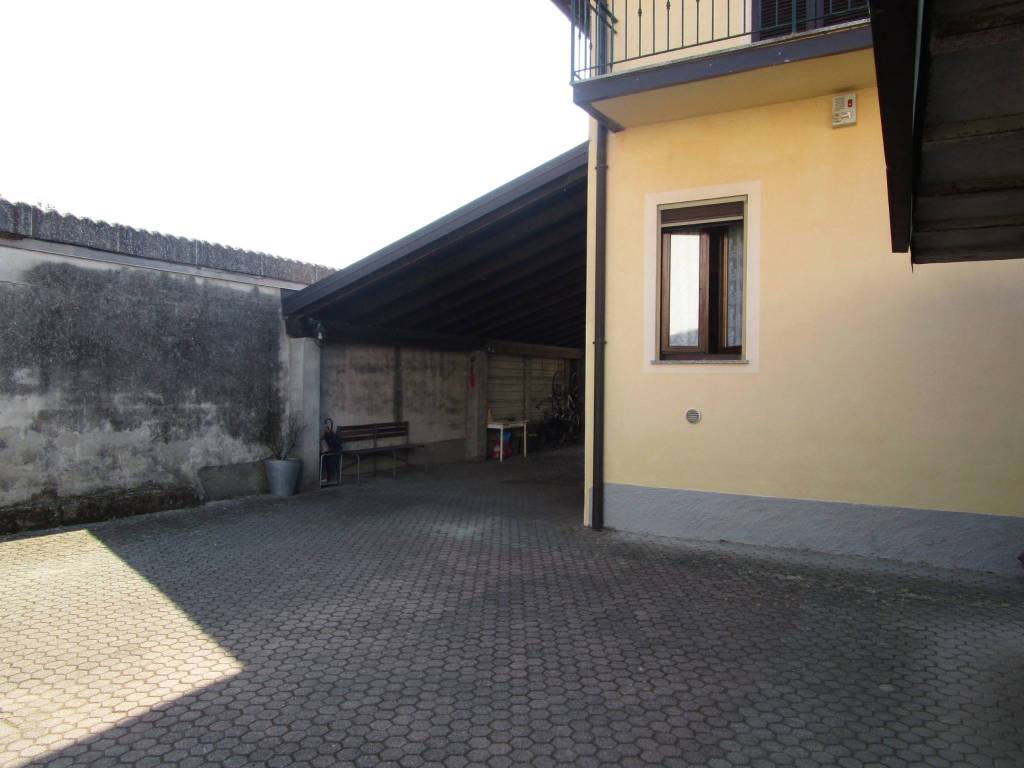 casa indipendente in vendita a Vigevano