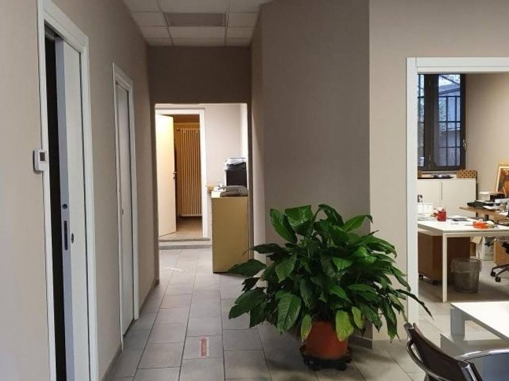 ufficio in vendita a Vigevano