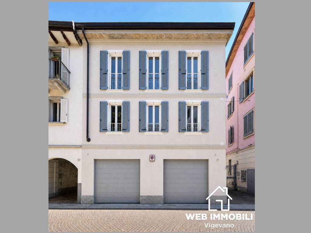 casa indipendente in vendita a Vigevano