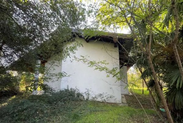 casa indipendente in vendita a Vigevano