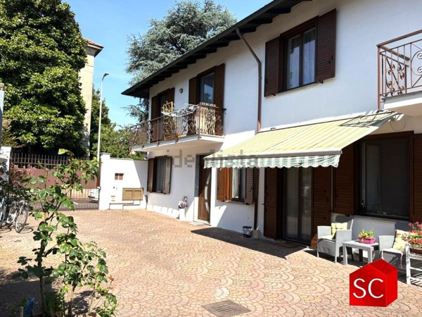 casa semindipendente in vendita a Vigevano
