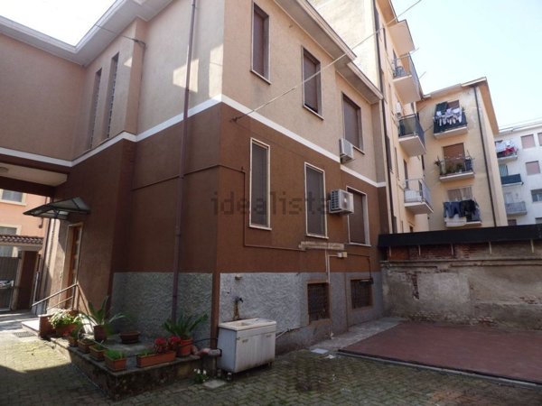 casa indipendente in vendita a Vigevano