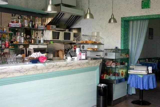 negozio in vendita a Vigevano
