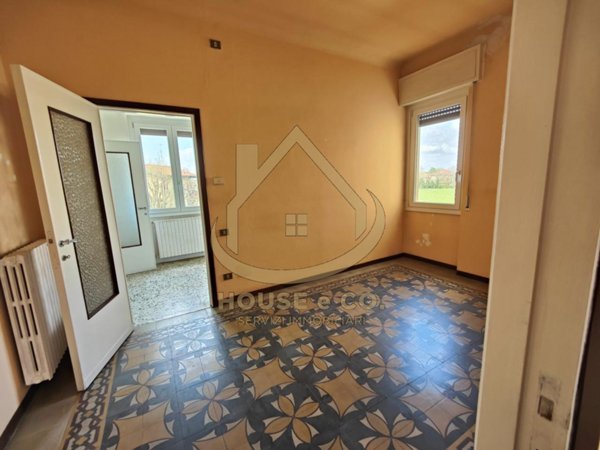 casa indipendente in vendita a Vigevano