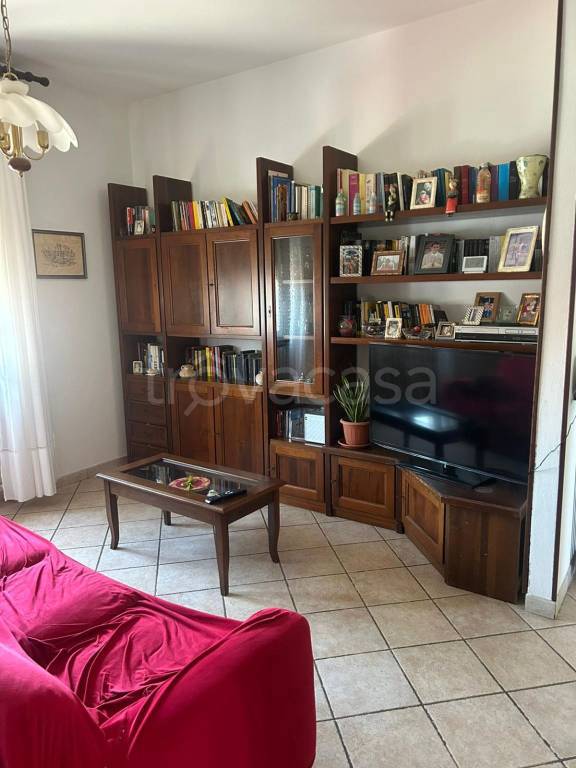 casa indipendente in vendita a Vigevano