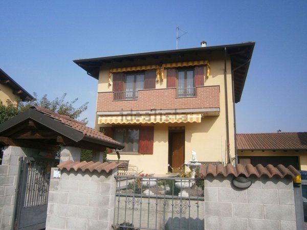 pentavano in vendita a Vigevano