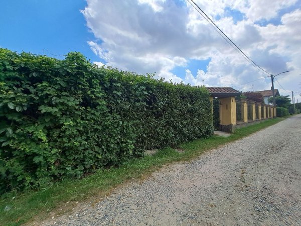 casa indipendente in vendita a Vigevano
