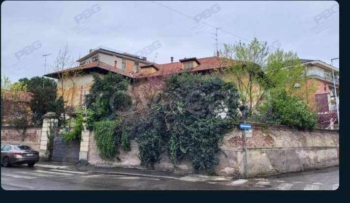 casa indipendente in vendita a Vigevano