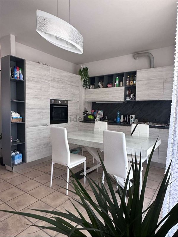 casa indipendente in vendita a Vigevano in zona Fogliano