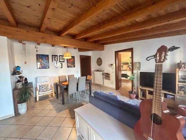 appartamento in vendita a Vigevano in zona Fogliano