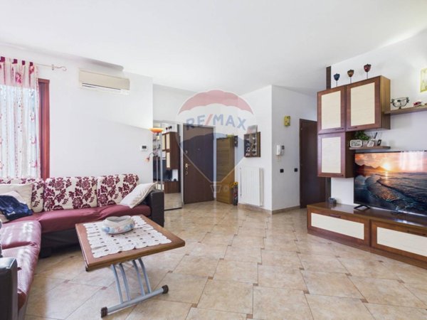casa indipendente in vendita a Vigevano