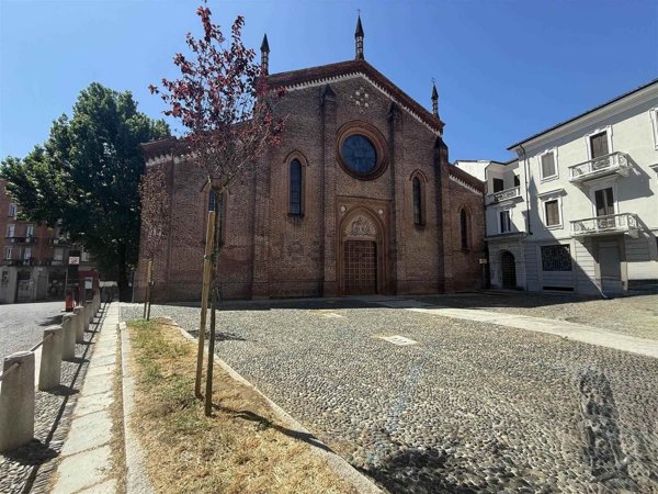 negozio in vendita a Vigevano