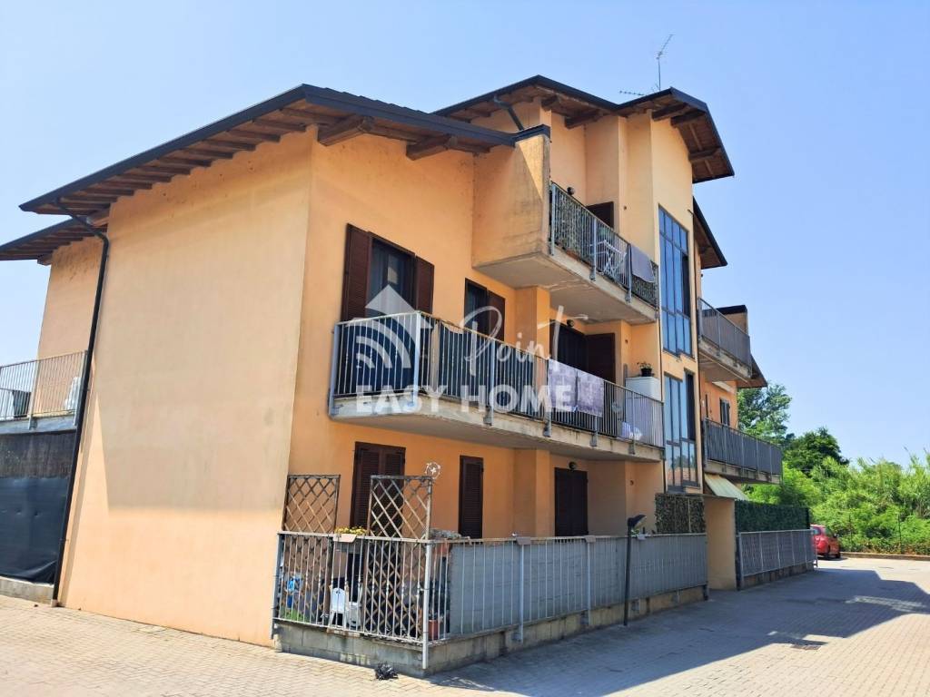 appartamento in vendita a Vigevano in zona Piccolini