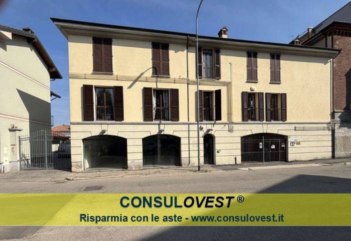 negozio in vendita a Vigevano