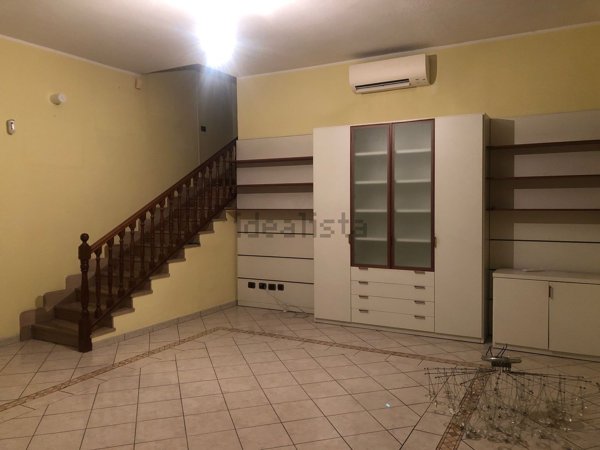 casa indipendente in vendita a Vigevano