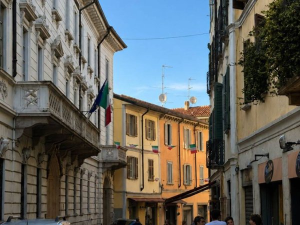 casa indipendente in vendita a Vigevano