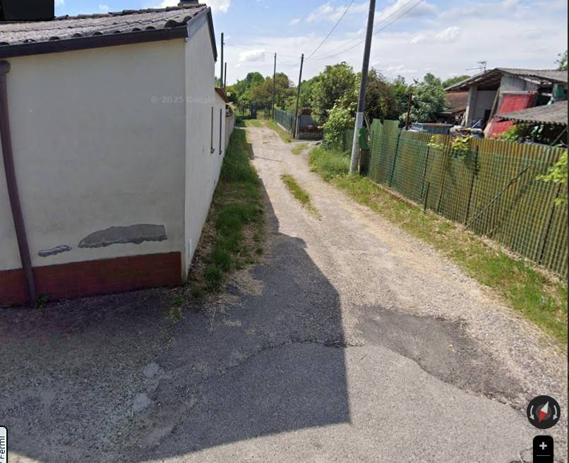casa indipendente in vendita a Vigevano