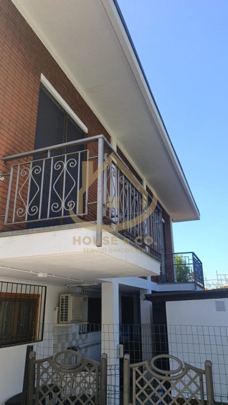 casa indipendente in vendita a Vigevano