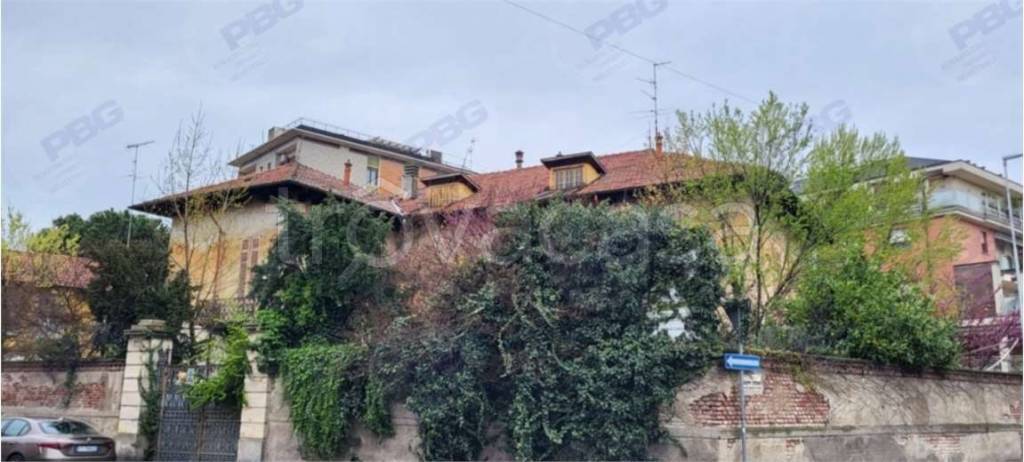 casa indipendente in vendita a Vigevano