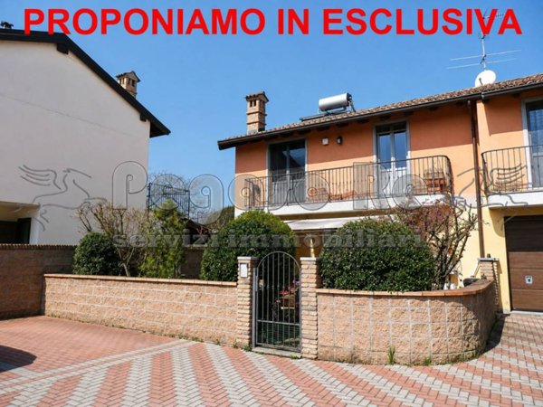 casa indipendente in vendita a Vigevano