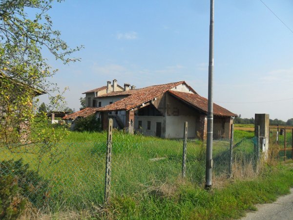 casale in vendita a Vigevano