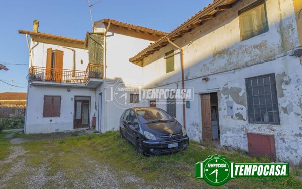 casa indipendente in vendita a Villanova d'Ardenghi