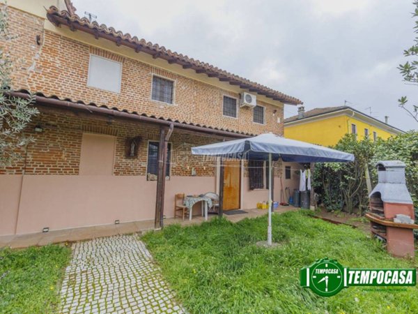 casa indipendente in vendita a Villanova d'Ardenghi