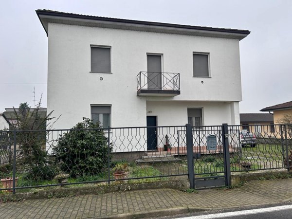 casa indipendente in vendita a Villanova d'Ardenghi